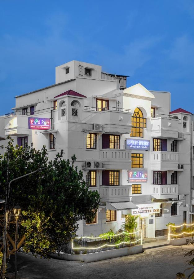 Pondicherry Executive Inn Exterior foto