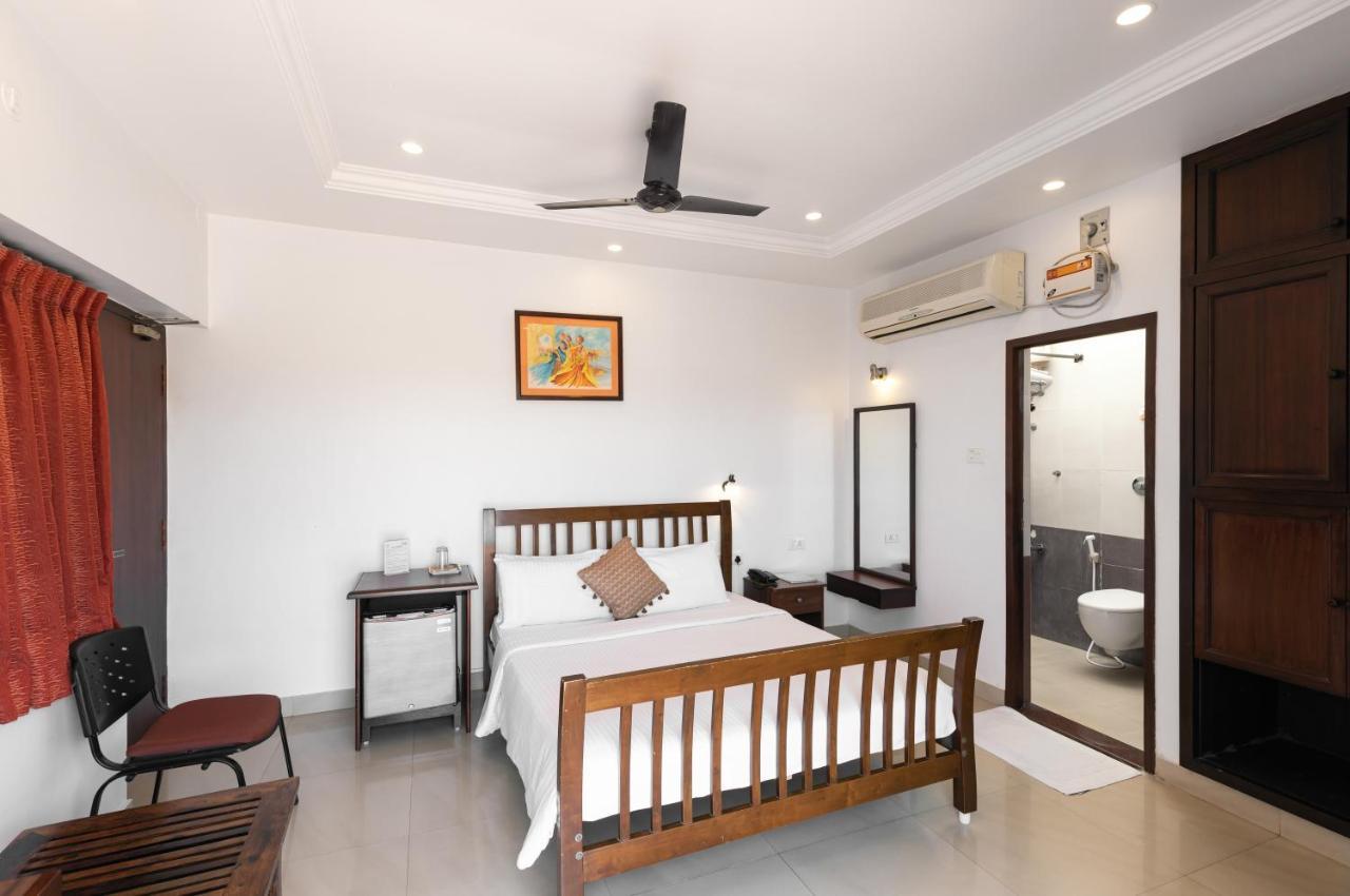Pondicherry Executive Inn Exterior foto