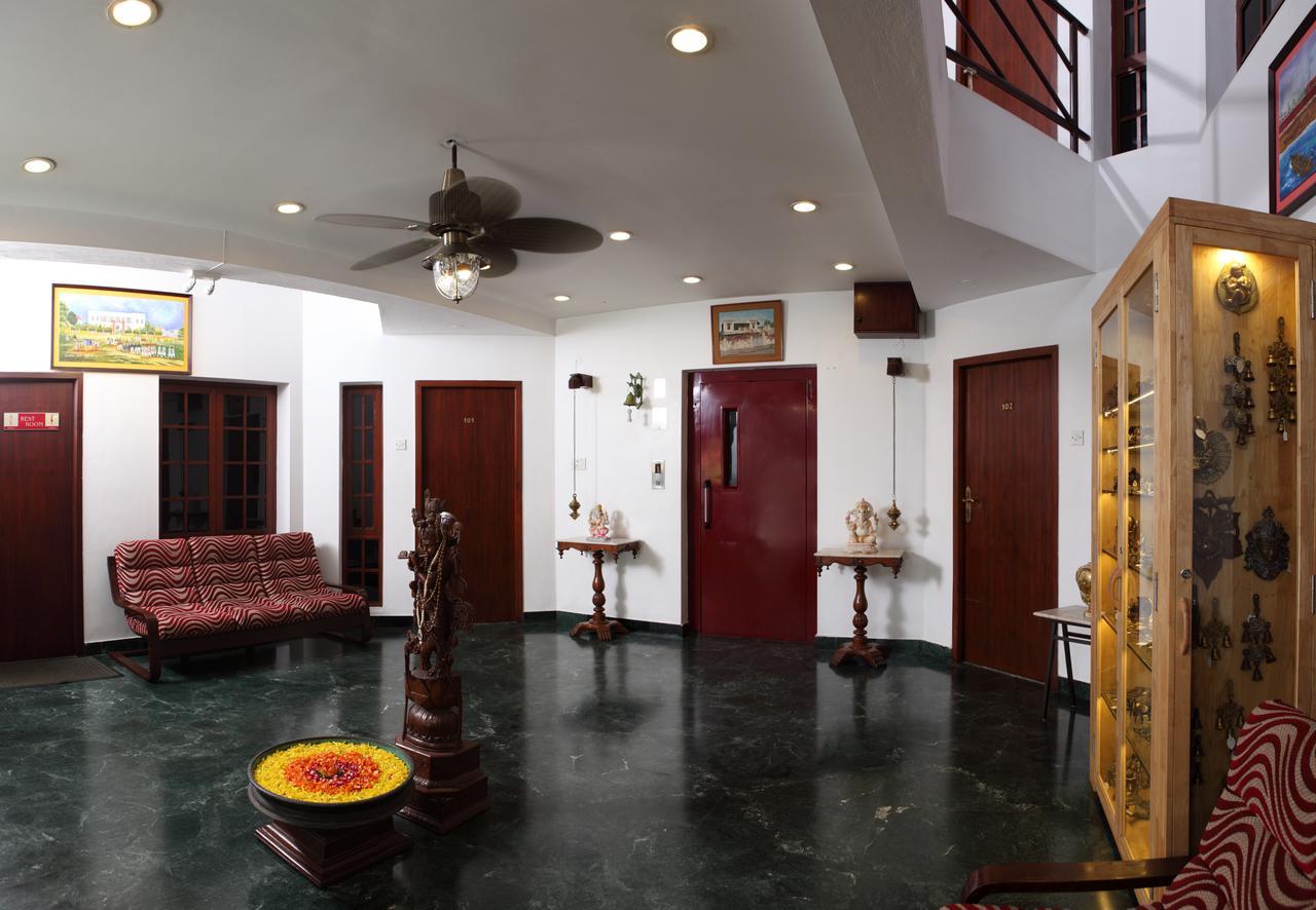 Pondicherry Executive Inn Exterior foto